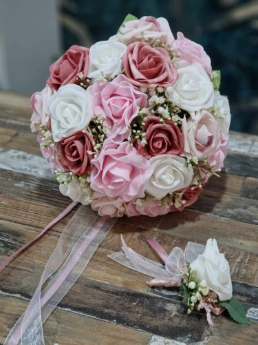 Menyasszonyi csokor - Rózsaszín/Mályva/Fehér polifoam rózsákból 